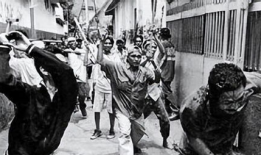 印尼屠华事件视频,血泪史实回顾