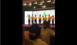 打屁股惩罚视频