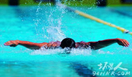 自由泳视频教程,轻松掌握泳姿技巧与训练方法